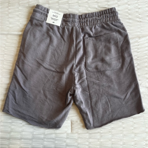 H&M Purple Sweat Shorts - Picture 2 of 5